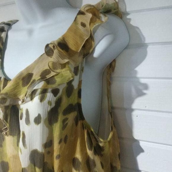 Isaac Mizrahi Large floral yellow ruffle dress - Picture 3 of 6